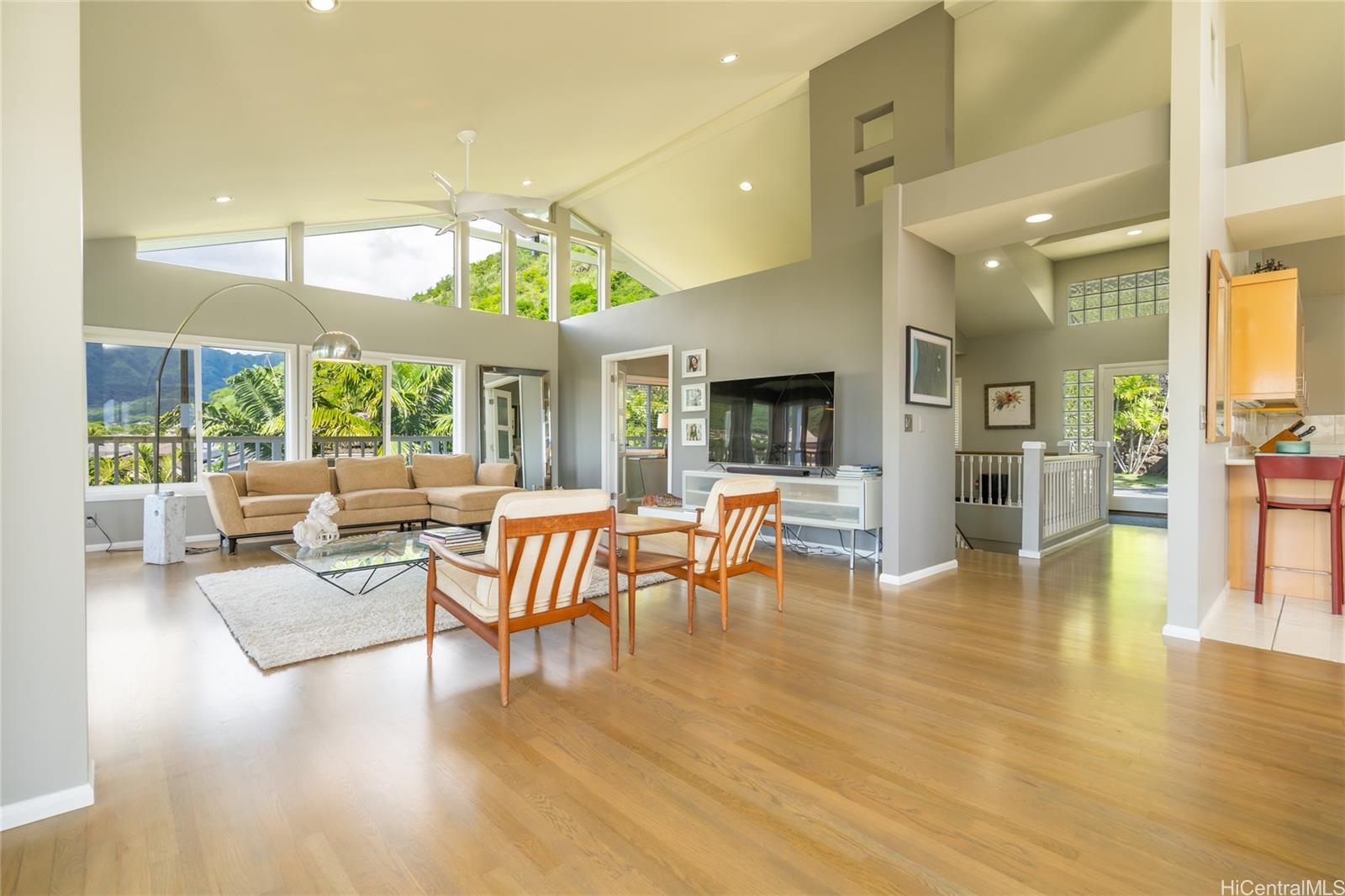 Property Photo:  2750 Kalawao Street 33  HI 96822 