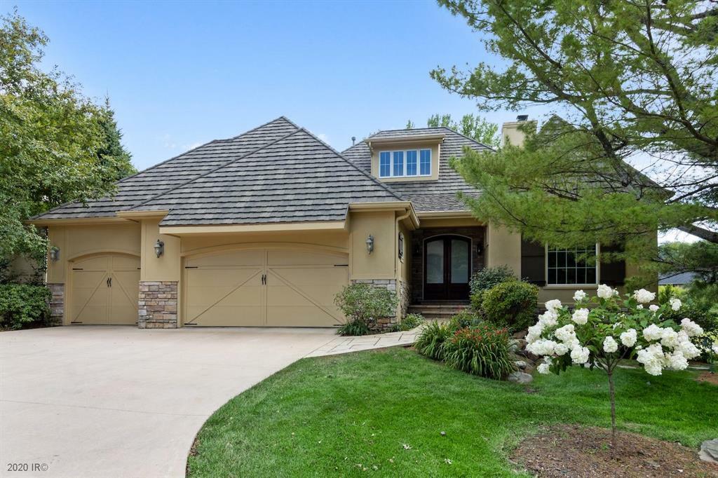 Property Photo:  5670 Glen Oaks Point  IA 50266 