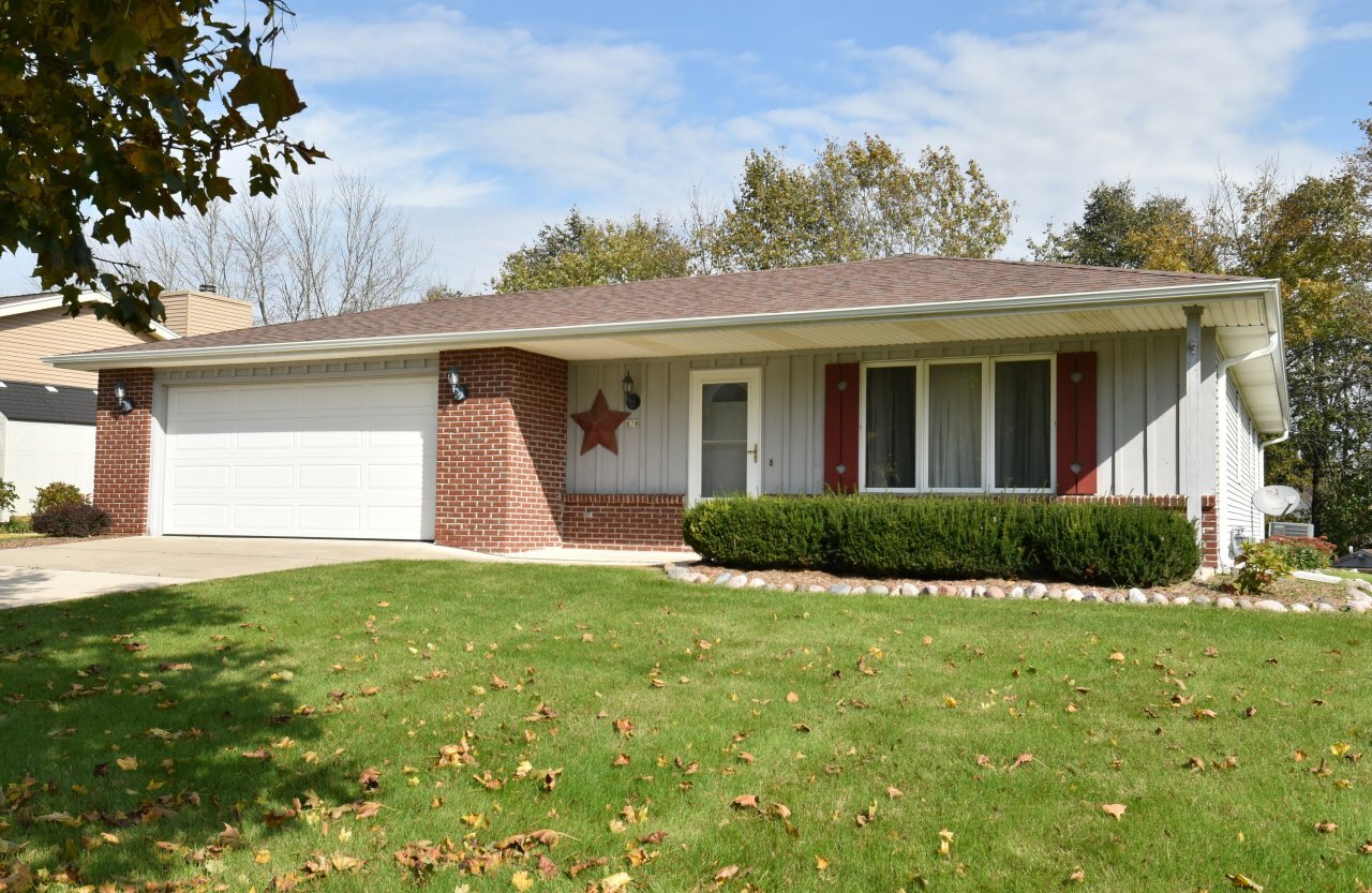 Property Photo: 678 Overland Trl WI 53024