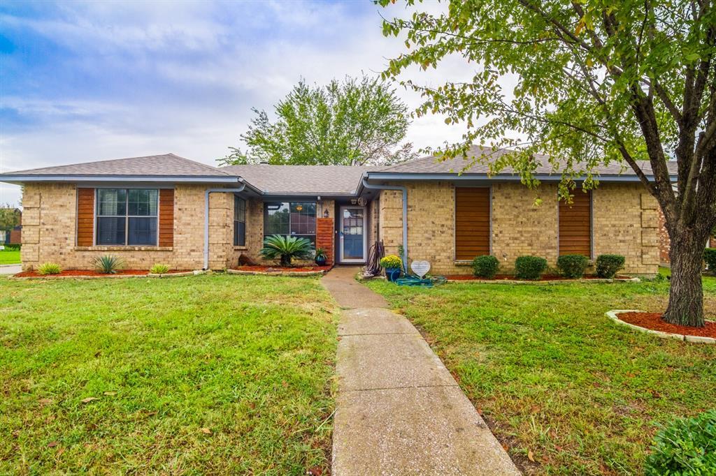 Property Photo: 602 Rosedown Lane TX 75150