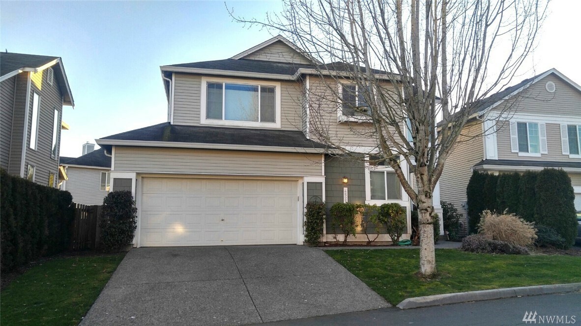 Property Photo:  4523 S 221st St 38  WA 98032 