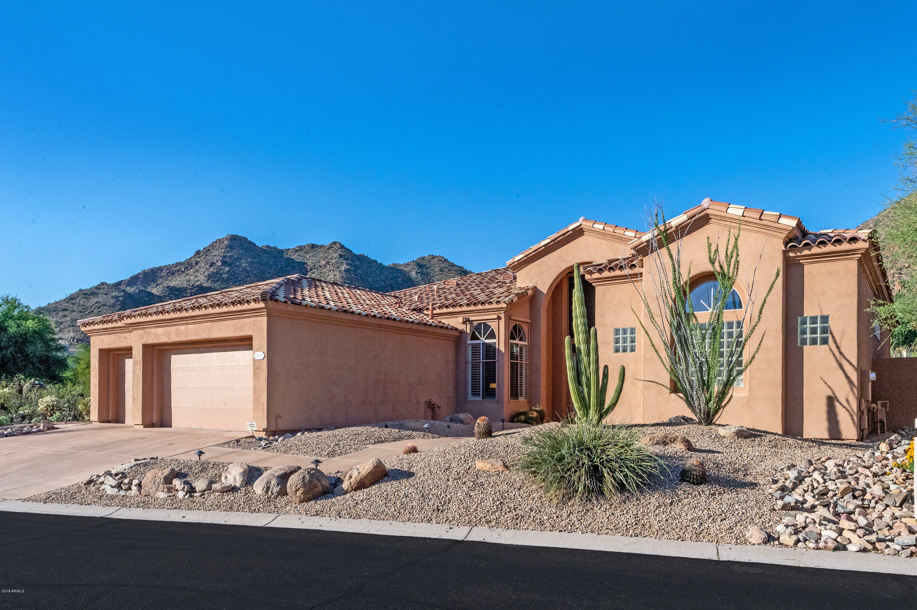 Property Photo:  13624 E Columbine Drive  AZ 85259 