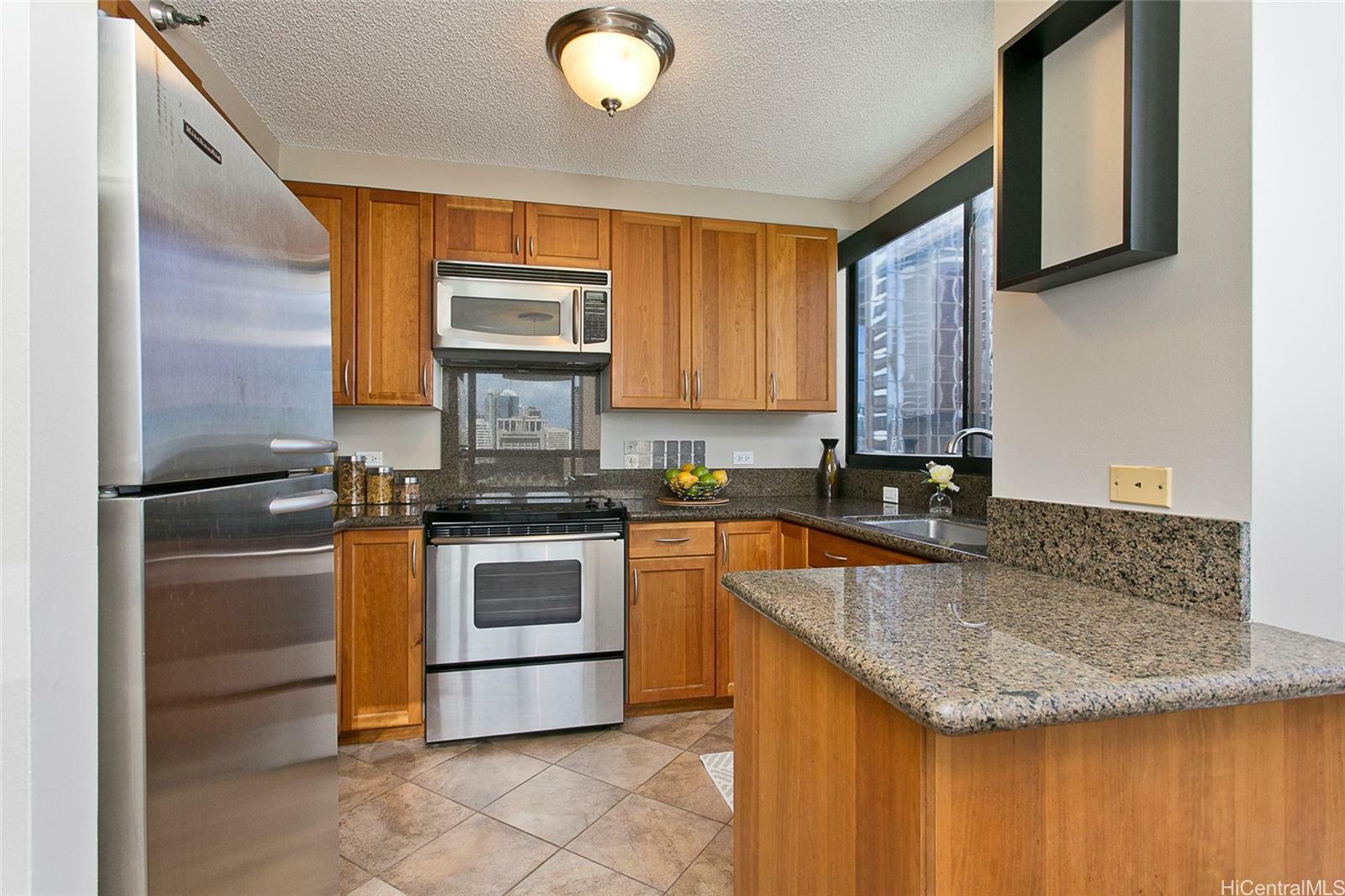 Property Photo: 876 Curtis Street 1706 HI 96813