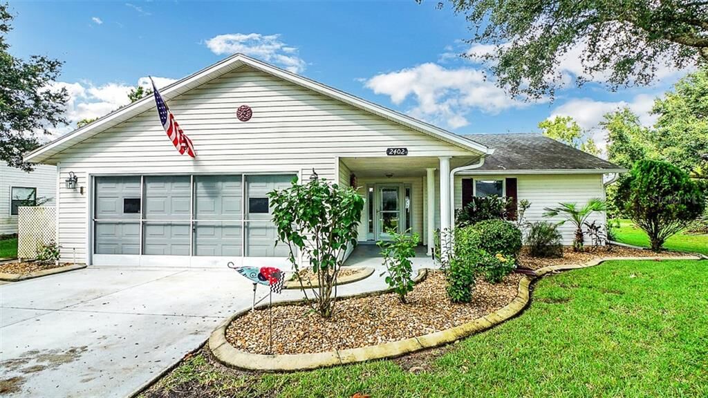 Property Photo:  2402 Greenlaw Court  FL 34788 