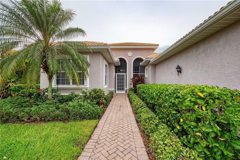 Property Photo:  5085 Faberge Place  FL 34233 