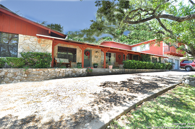 Property Photo:  204 Meadowbrook Dr  TX 78232 