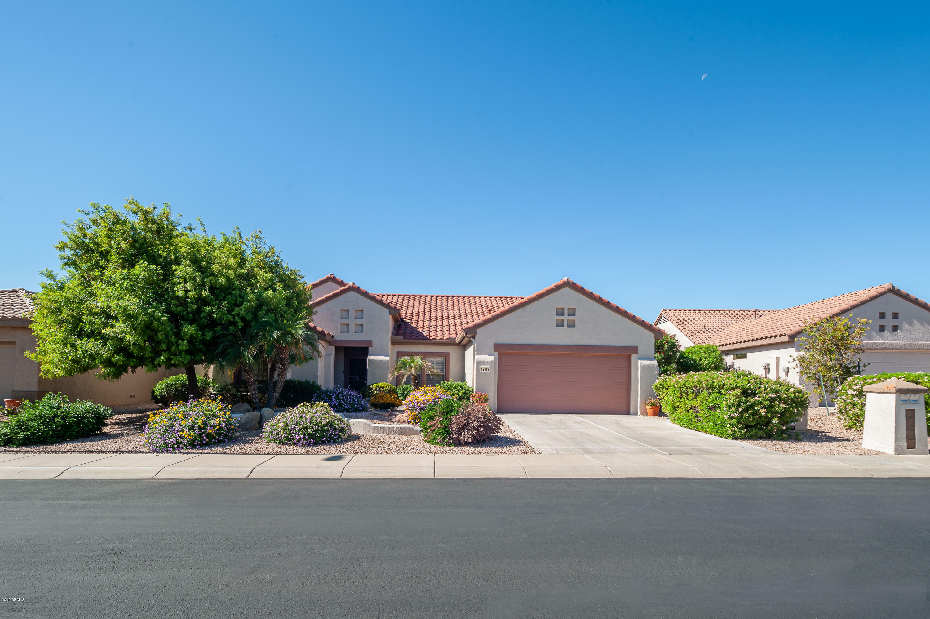 Property Photo:  19888 N Crimson Ridge Way  AZ 85374 