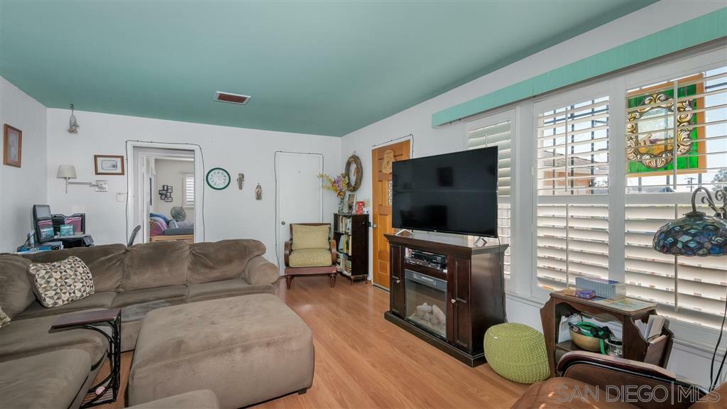 Property Photo:  3267 Mohican Ave  CA 92117 