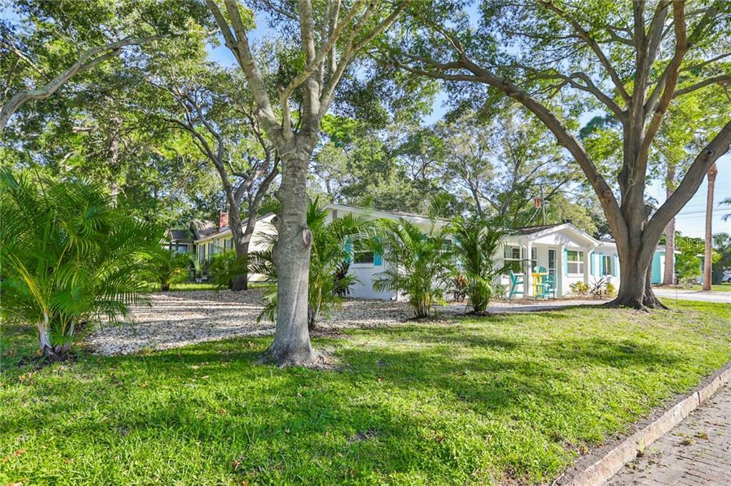 Property Photo:  4615 27th Avenue S  FL 33711 