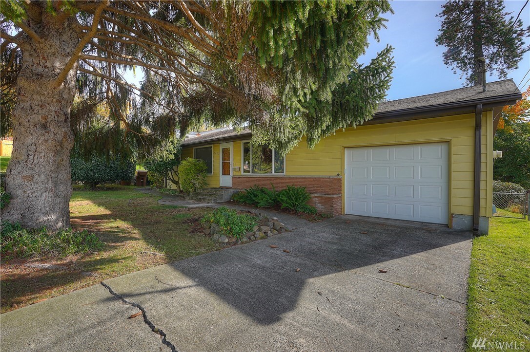 Property Photo: 4406 S 11th WA 98405
