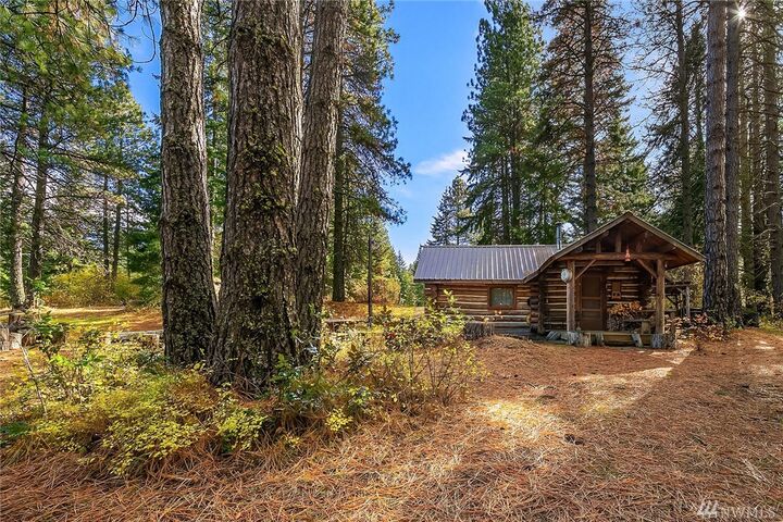 Property Photo: 11 Book Lane WA 98922