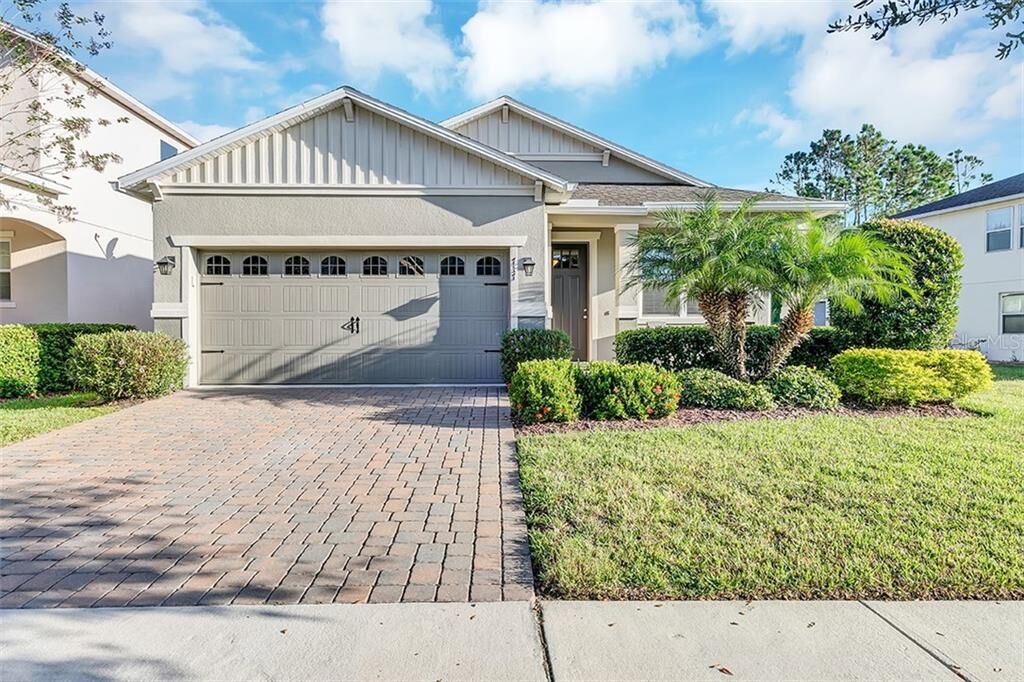 Property Photo:  717 Amberly Jewel Way  FL 32765 