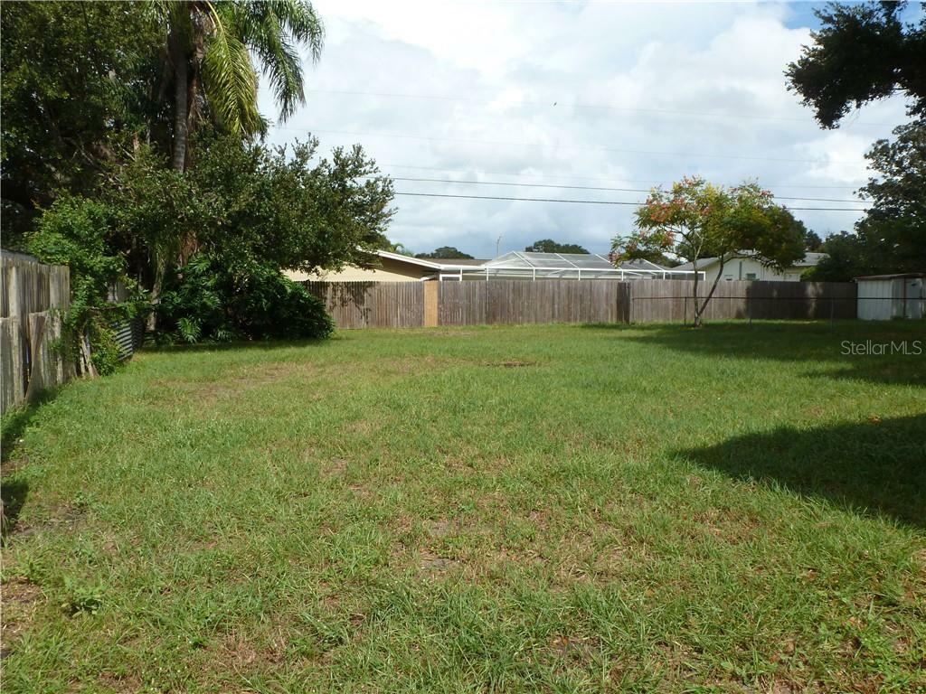 Property Photo:  1384 Bellevue Boulevard  FL 33756 