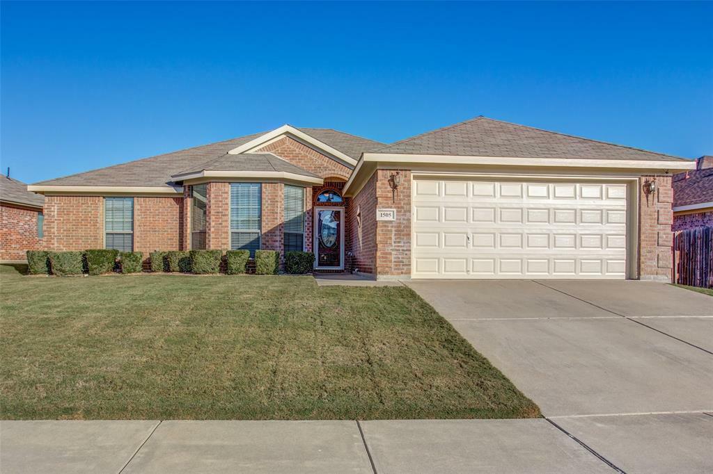 Property Photo:  1505 Weeping Willow Lane  TX 76002 