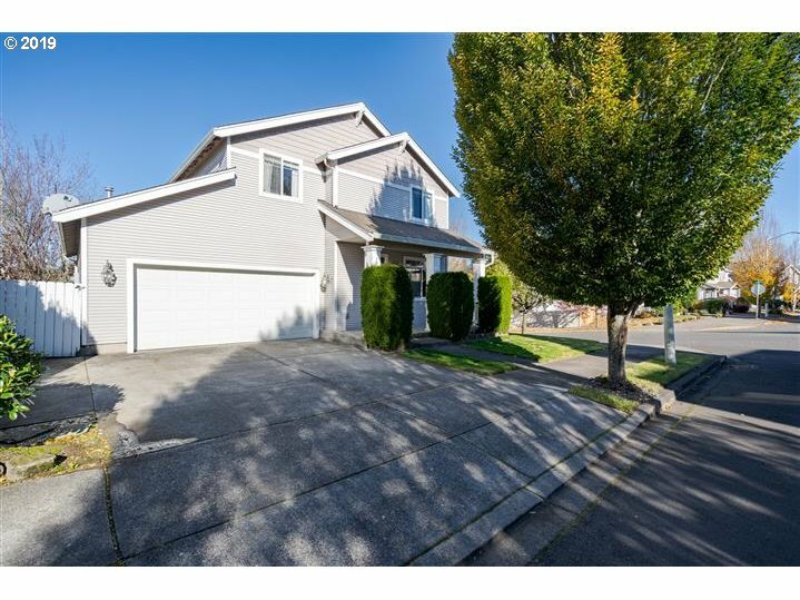 Property Photo: 19512 SE 32nd Dr WA 98607