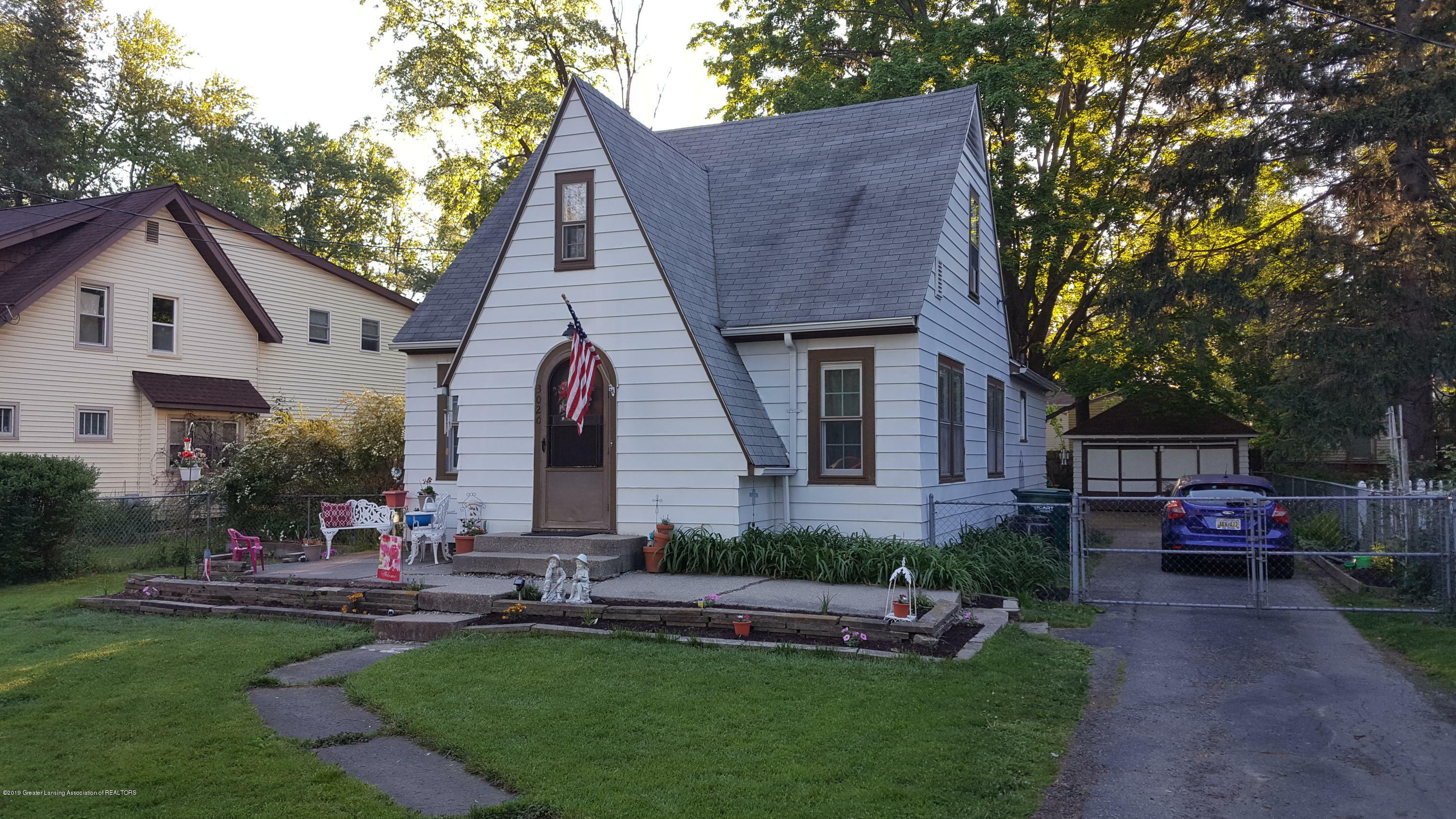 Property Photo:  3020 Westwood Avenue  MI 48906 