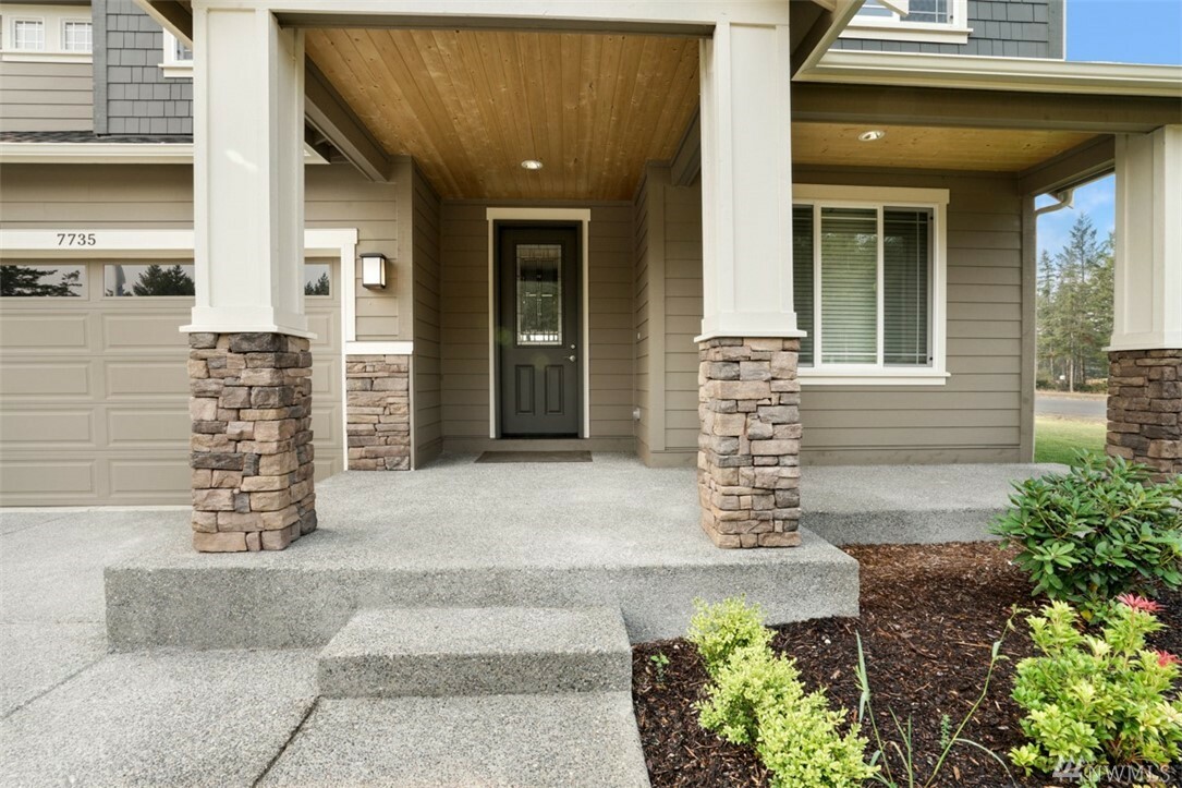 Property Photo: 8040 53rd Ct NE WA 98516