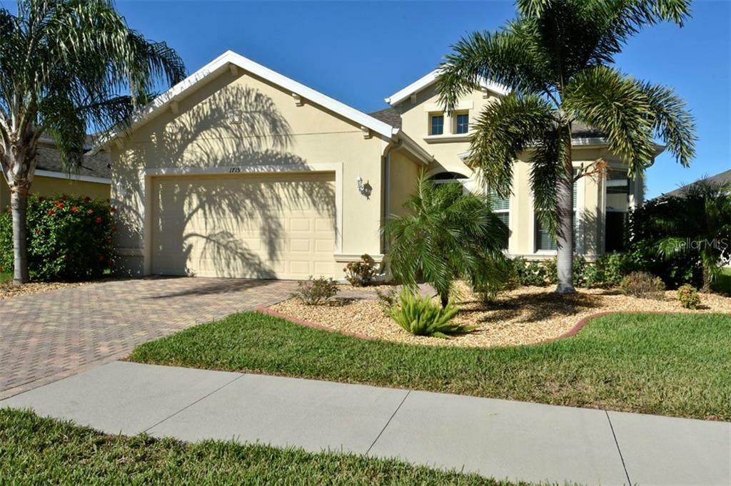 Property Photo:  1715 Pacific Dunes Drive  FL 33573 