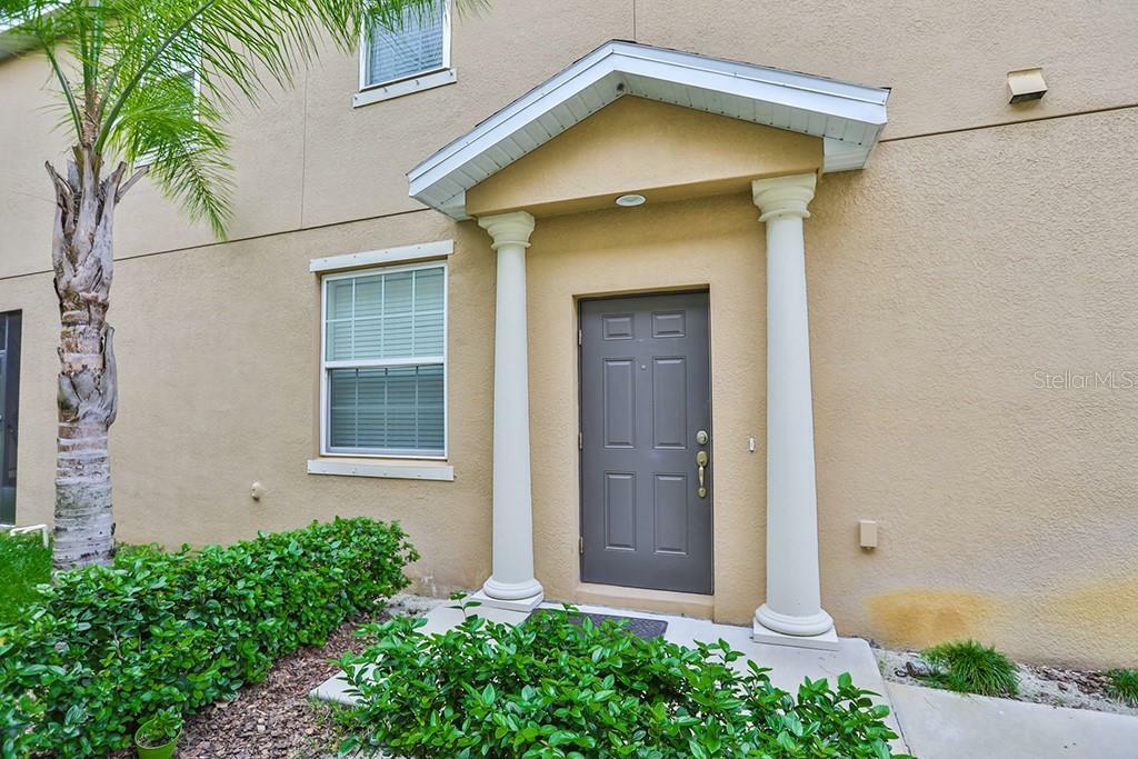 Property Photo:  4837 White Sanderling Court  FL 33619 