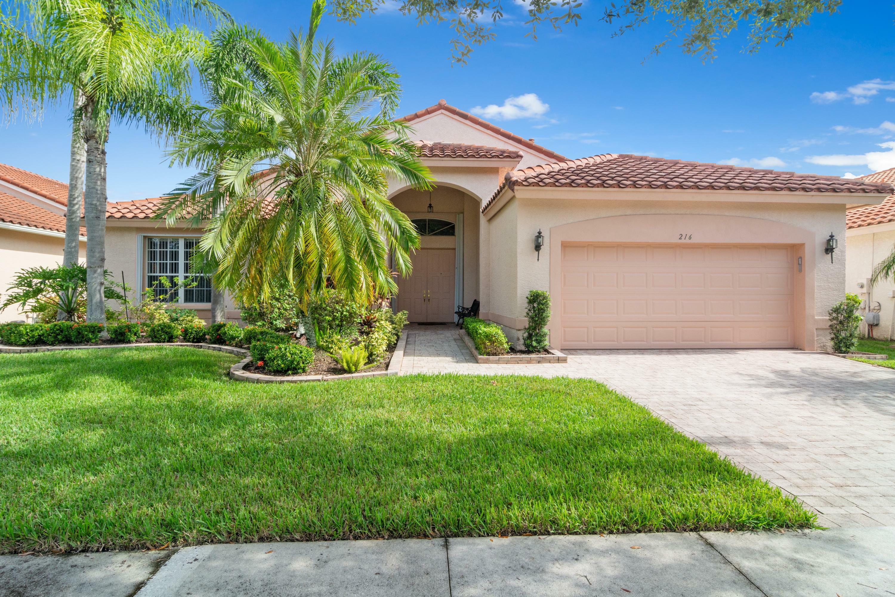 Property Photo:  216 NW Liseron Way  FL 34986 