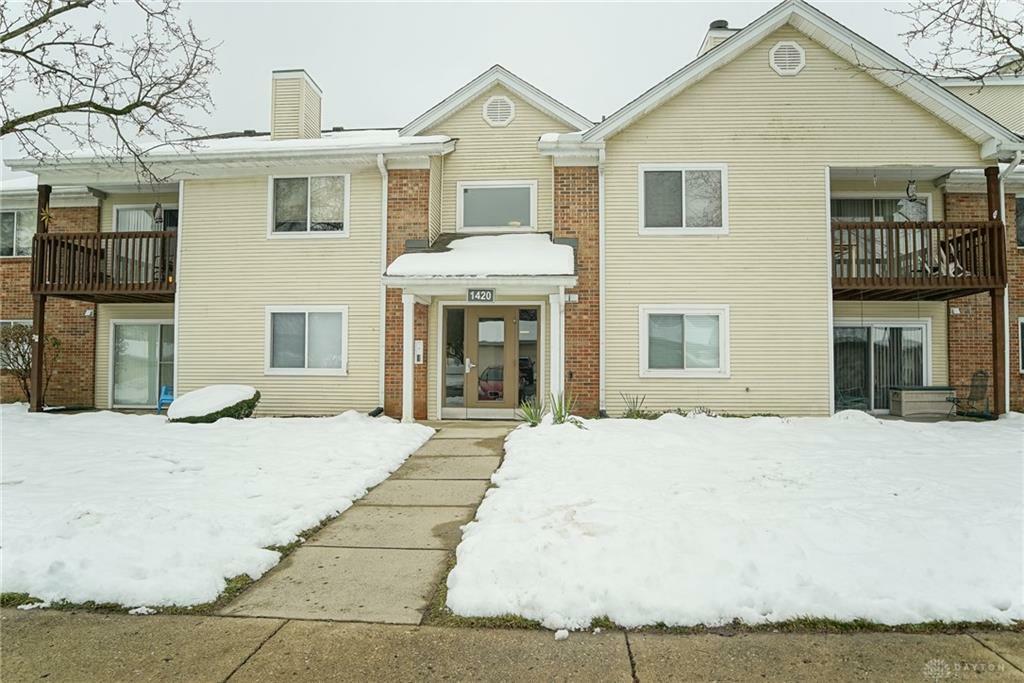 Property Photo:  1420 Lake Pointe Way 4  OH 45459 