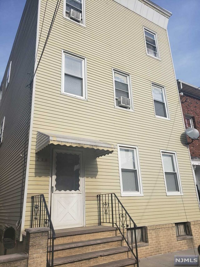 Property Photo:  239 Walnut Street 1  NJ 07105 