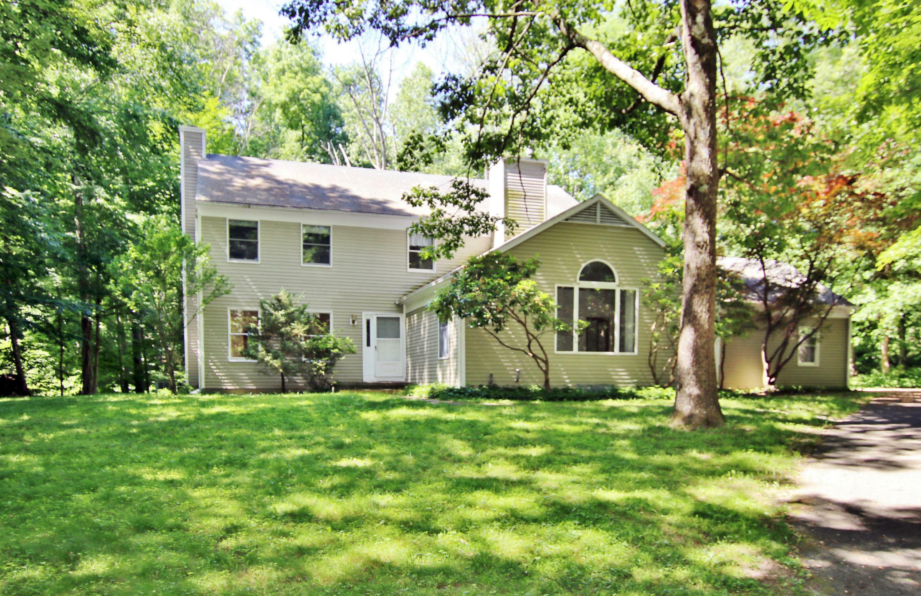 Property Photo:  838 Valley Road  CT 06840 