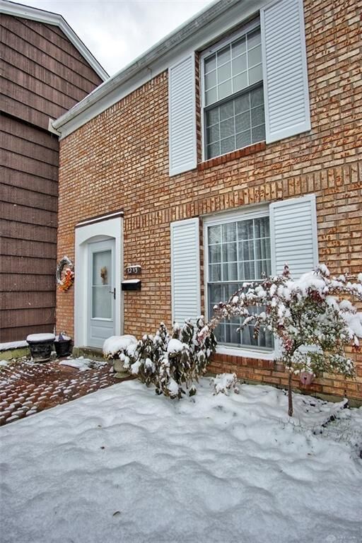 Property Photo:  1213 Georgetown Court  OH 45324 