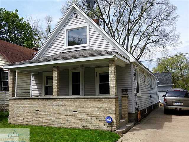 Property Photo:  408 S Francis Avenue  MI 48912 