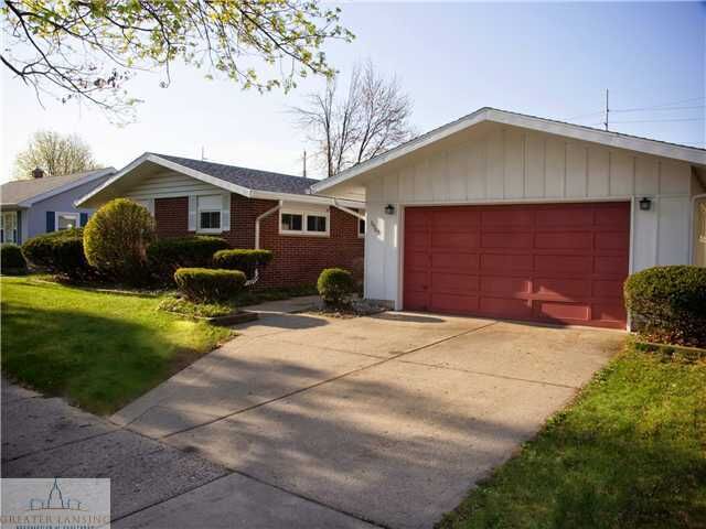 Property Photo:  3505 Pickwick Place  MI 48917 