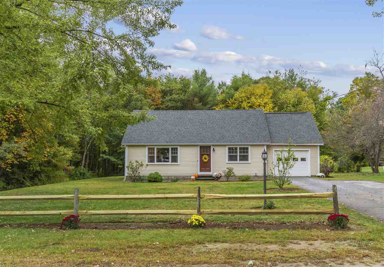 Property Photo:  2 Edgewood Drive  NH 03304 