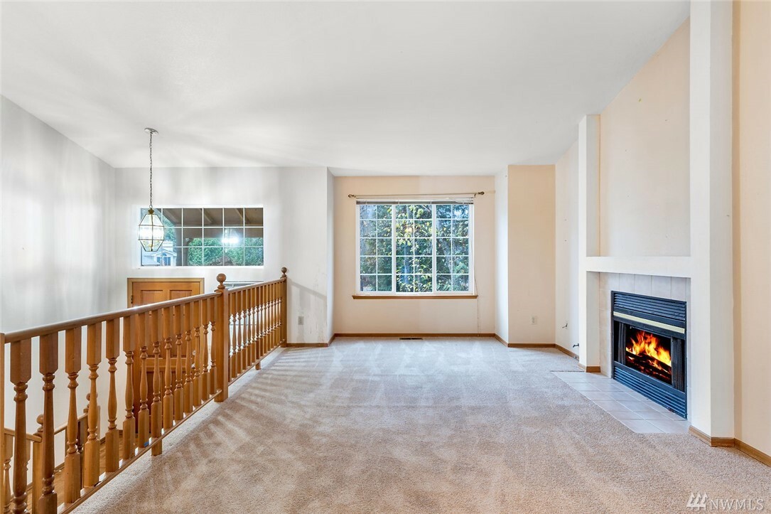 Property Photo: 8916 19th Place SE WA 98258