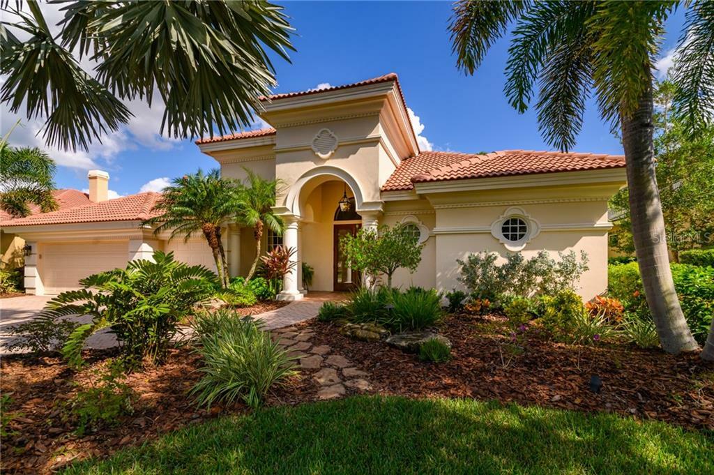 Property Photo:  8323 Grosvenor Court  FL 34201 