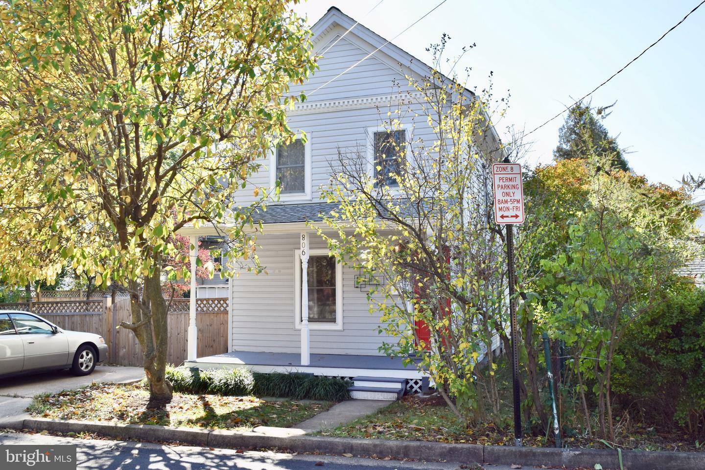 Property Photo:  806 N Frederick Street  VA 22205 