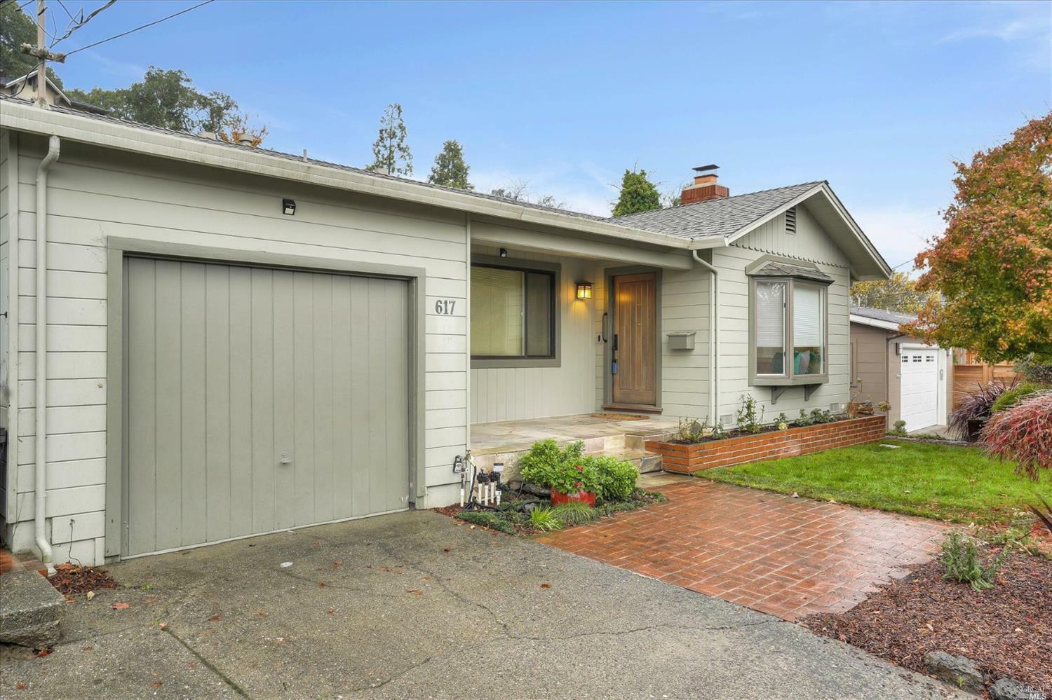 Property Photo:  617 Oakdale Avenue  CA 94925 