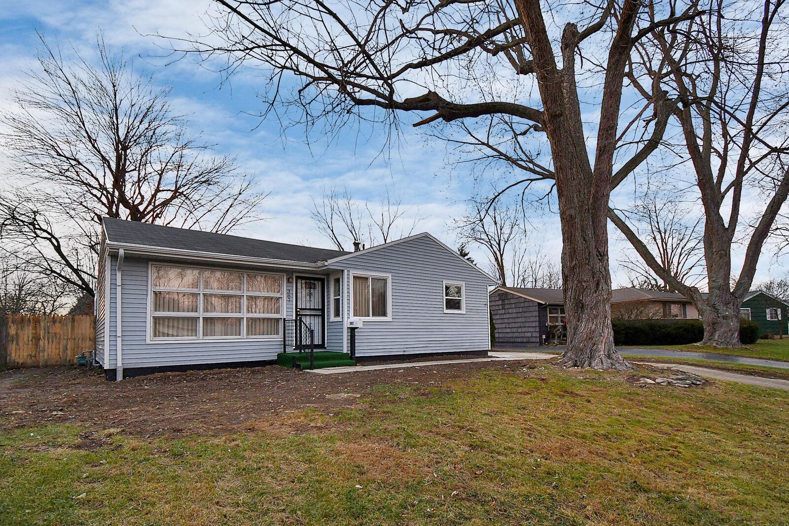 Property Photo:  387 Beaver Avenue  OH 43213 