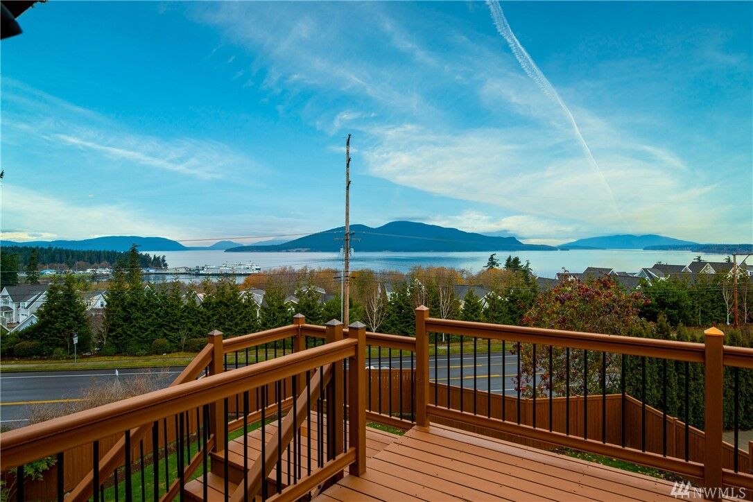 Property Photo:  4706  Camano Place  WA 98221 