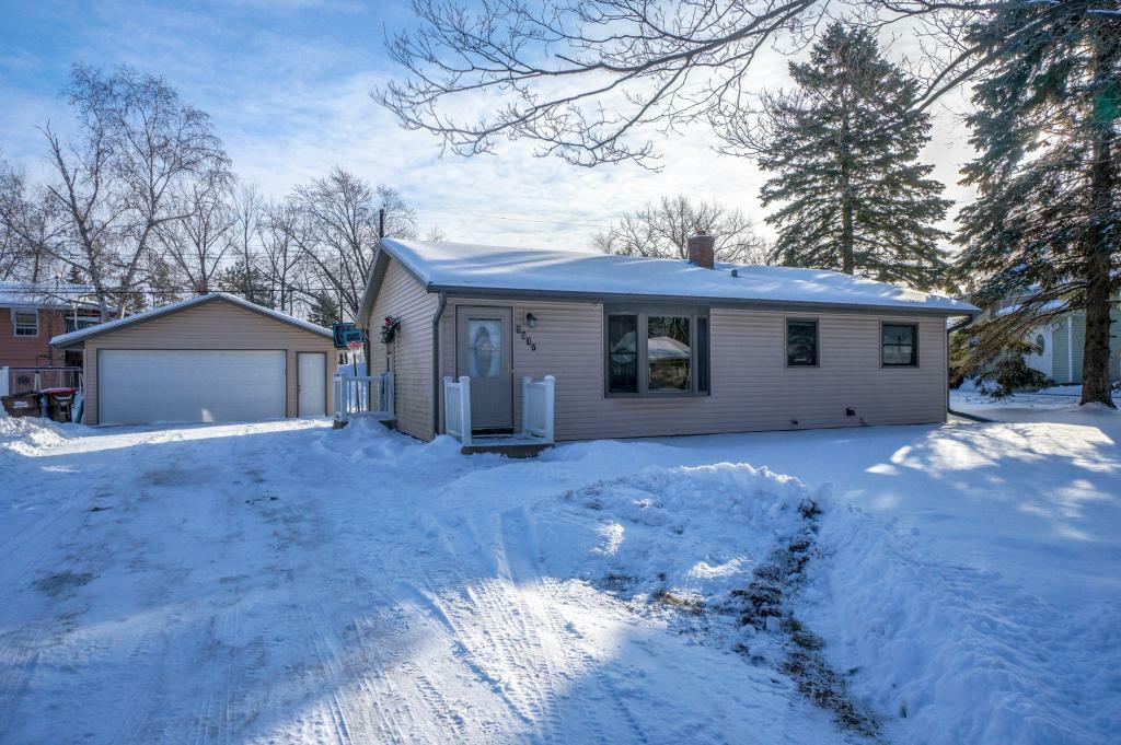 Property Photo: 5817 Olinda Avenue N MN 55082