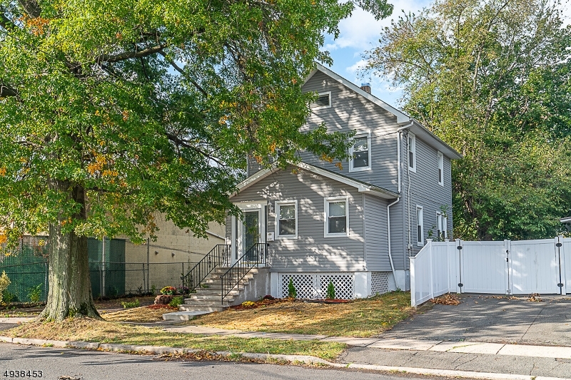 Property Photo:  1682 Rutherford St  NJ 07065 