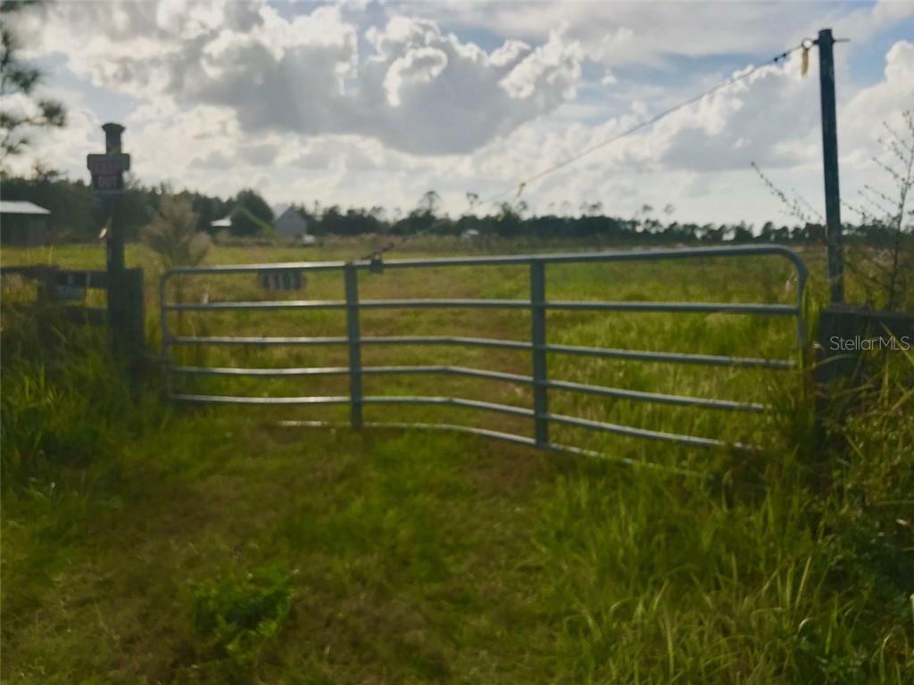 Property Photo:  4193 Singletary Road  FL 33841 