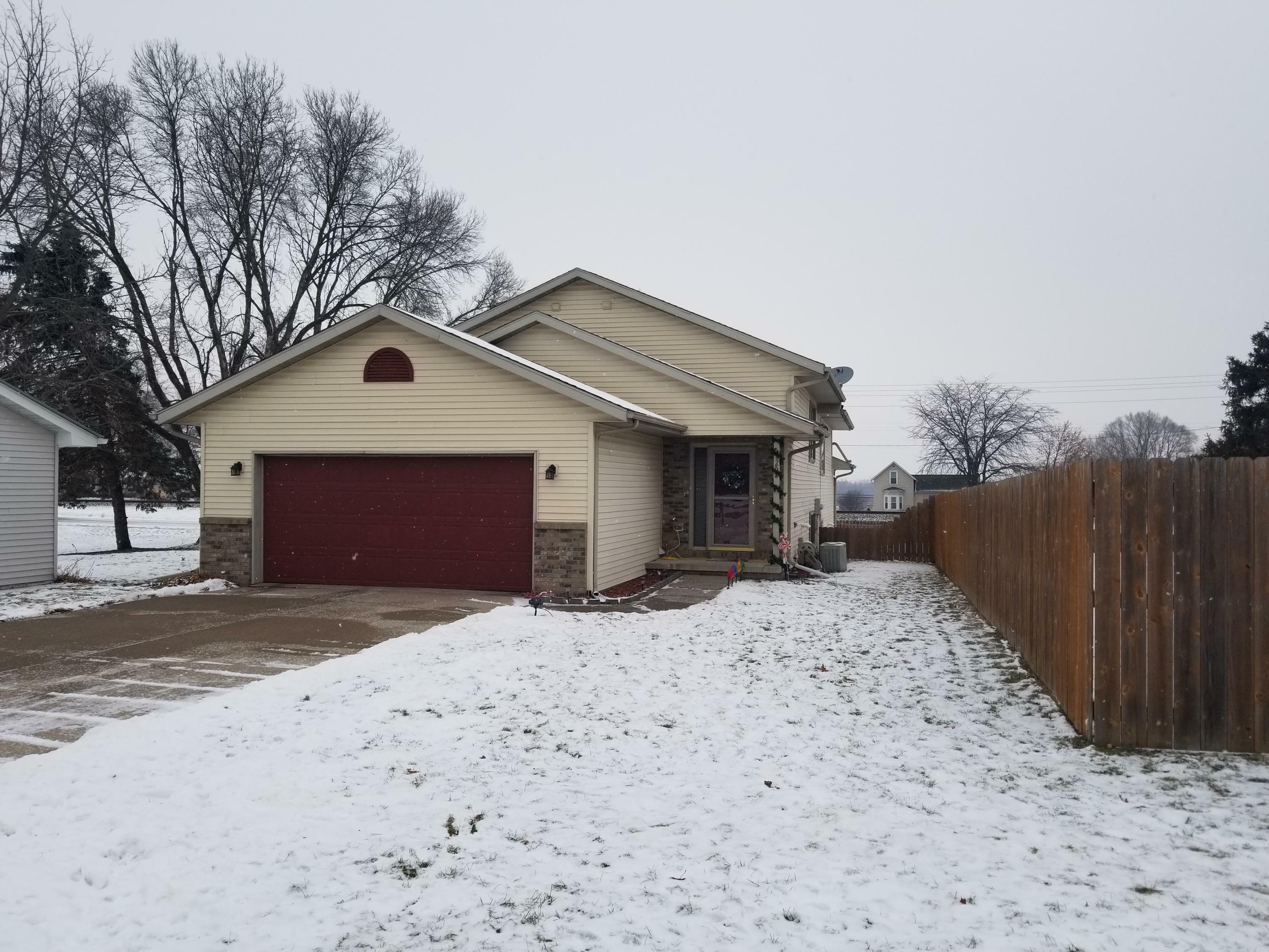 Property Photo:  1204 Grove St  WI 54614 