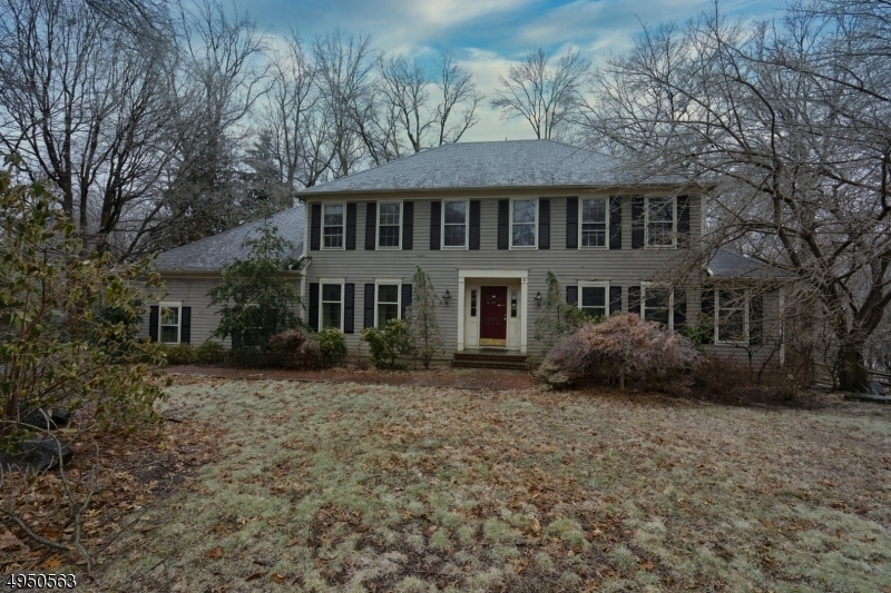 Property Photo:  37 Cromwell Dr  NJ 07945 