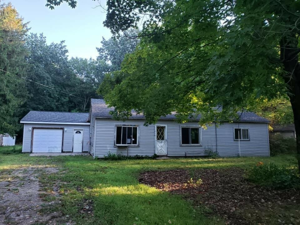 Property Photo:  11814 Owens Street  MI 49451 