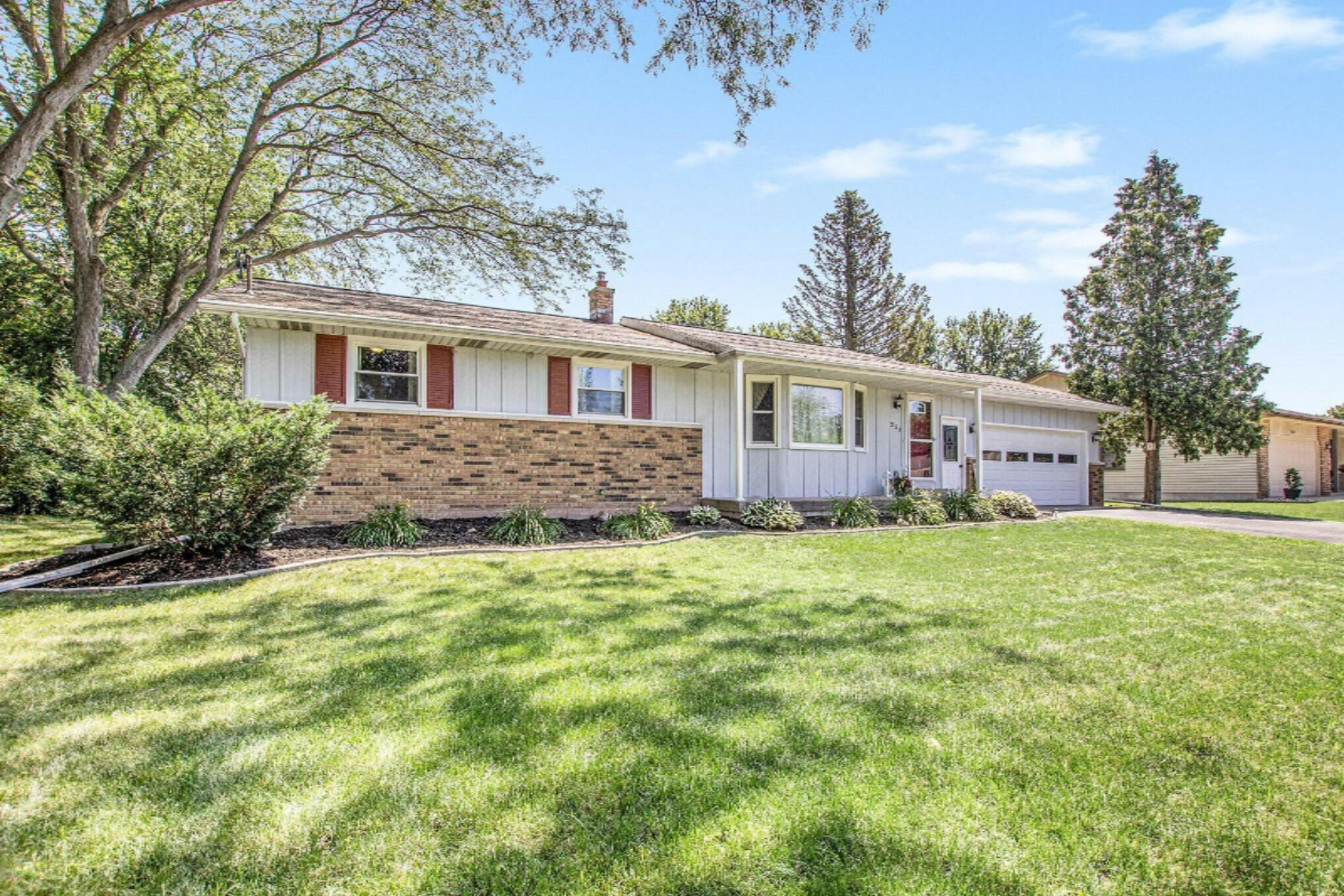 Property Photo: 251 Taft Street MI 49464