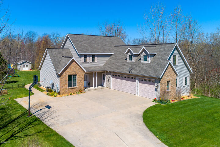 4774 Country Ridge Court  Holland MI 49423 photo