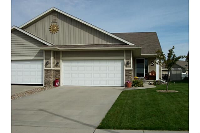 Property Photo:  738 NE Spring Street  IA 50021 