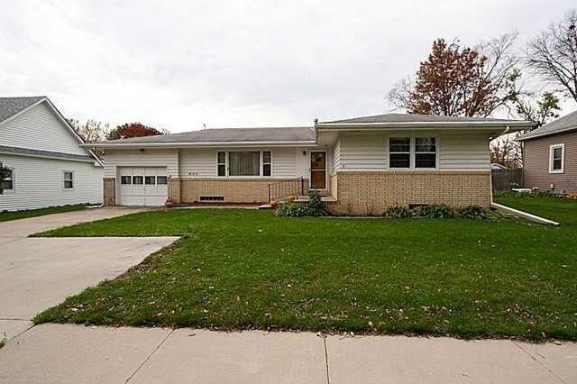 Property Photo:  708 E 1st Street  IA 50111 
