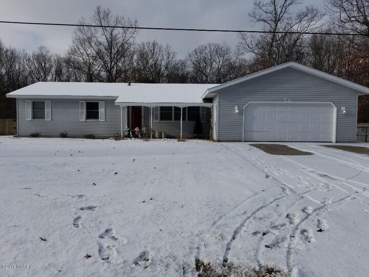 1877 N Sheridan Road  Muskegon MI 49445 photo