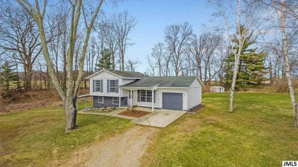 576 Maitland Drive  Horton MI 49246 photo