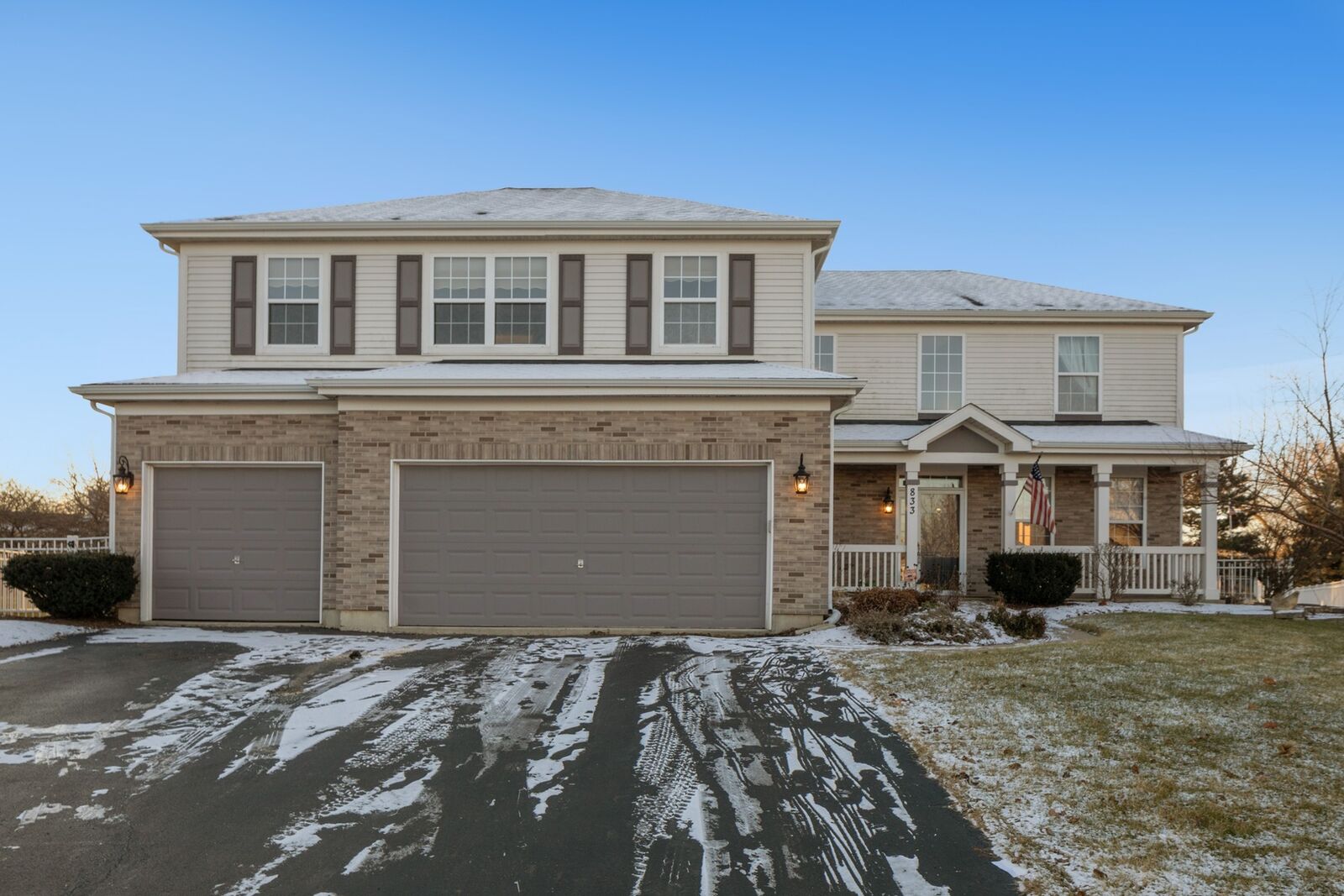 Property Photo: 833 Barclay Drive IL 60440